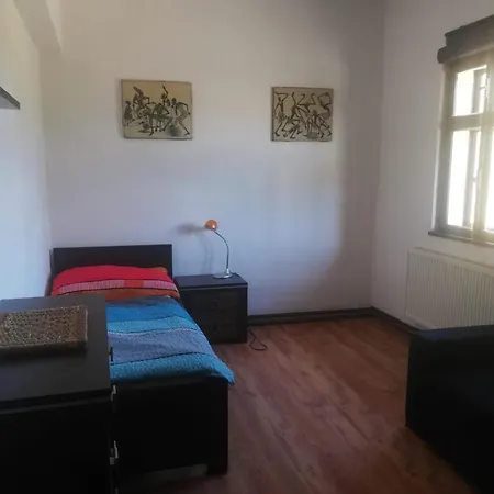 Venkovský dům Chalupa U Lesa Na Polosamotě V Podkrkonoší